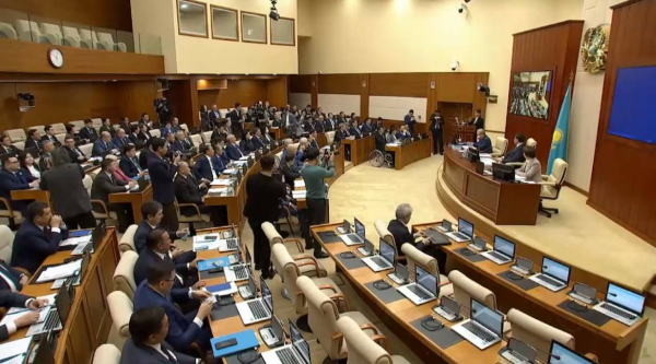 Елімізде жаңа туған сәбиге аты-жөнінен бұрын ЖСН берілмек