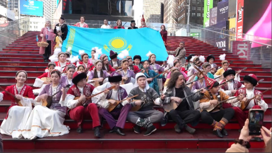 Әз-Наурыз Таймс-сквер алаңында тойланды
