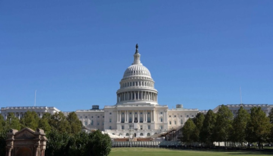 Администрация Трампа планирует массовые сокращения в разведслужбах