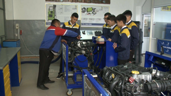 Ақтөбе облысында мектеп оқушылары жұмысшы мамандығын игеріп жүр