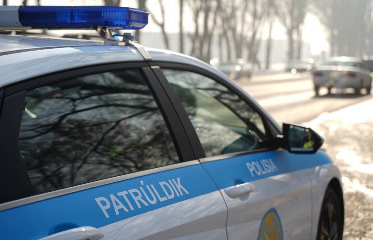 Автомобиль с долгом в ₸34 млн остановили в Павлодаре