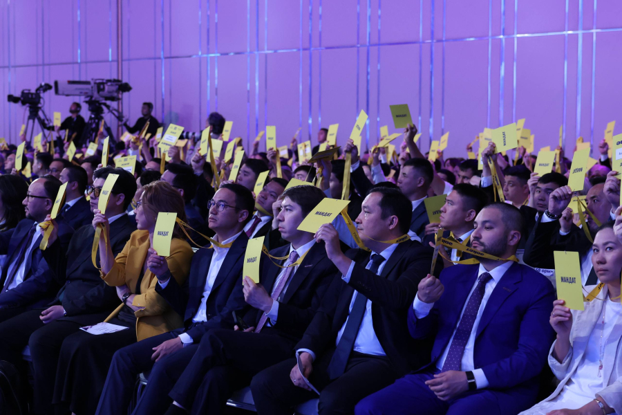Елдің саяси өміріндегі жаңа кезең: «AMANAT» «Әділетке» қосылады
