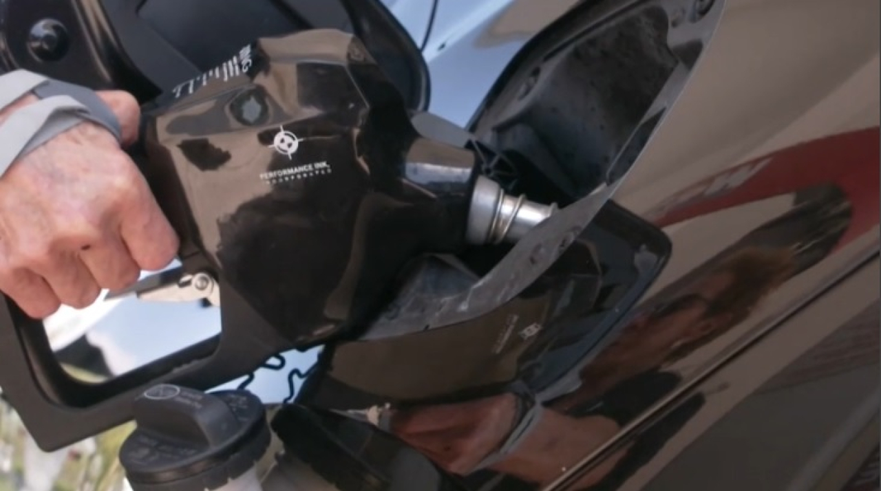 Компания Phillips 66 потеряла $900 млн