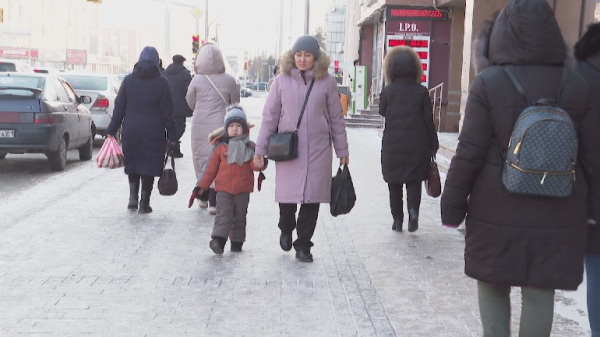 Соцопрос: что тревожит казахстанских родителей