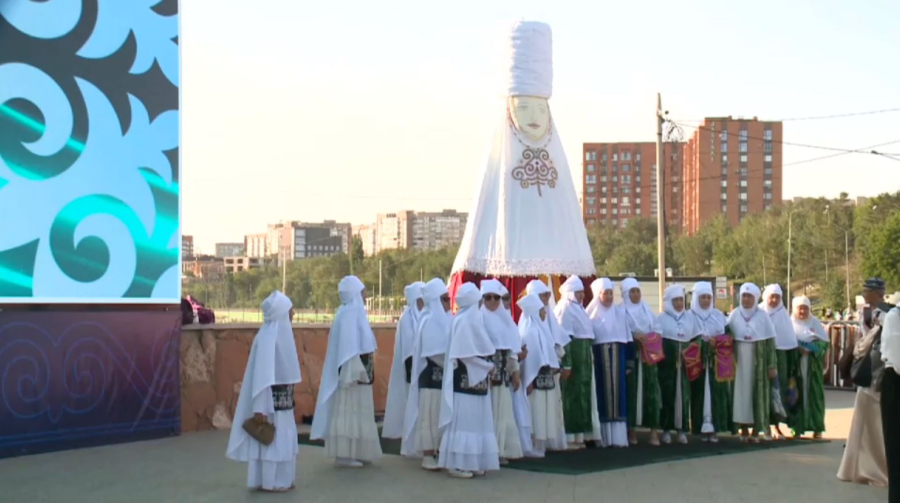 Рекорд в отечественной моде установили в Павлодаре