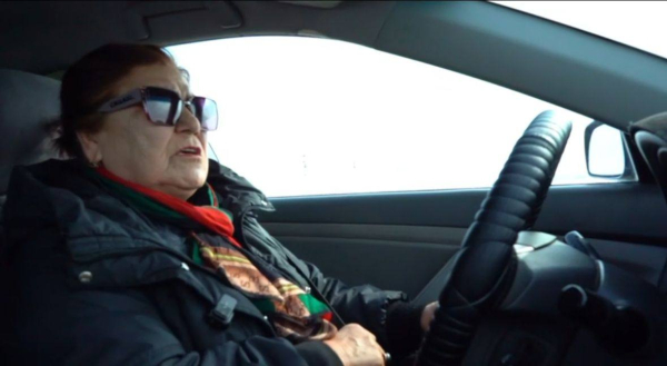 74-летняя таксистка из Атырау поделилась своим опытом