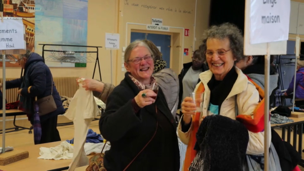 Оплата улыбкой: как работает бесплатный рынок во Франции