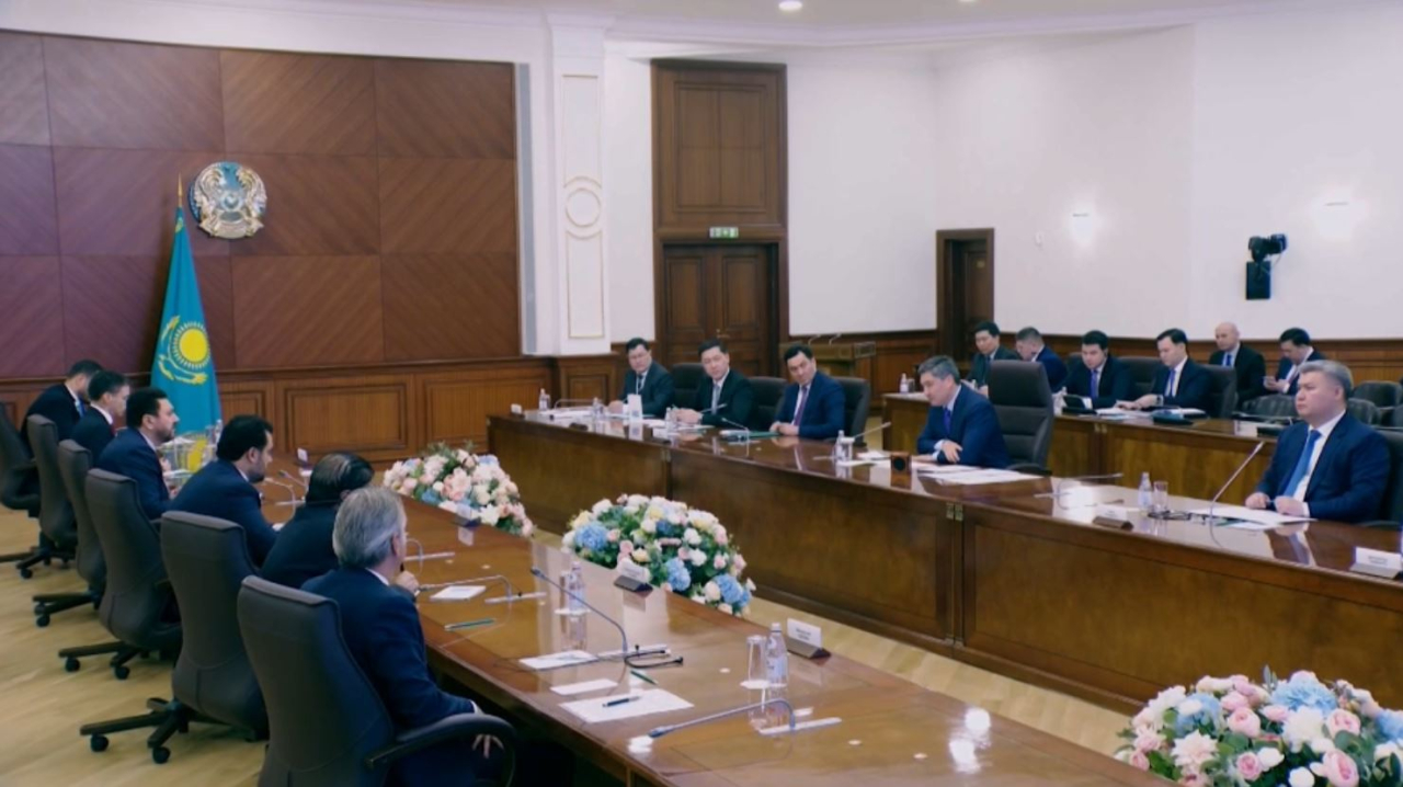Үкімет басшысы қатардың PIH компаниясы басшылығымен кездесті