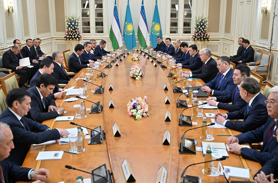 Неформальная встреча Токаева и Мирзиёева состоялась в Алматы