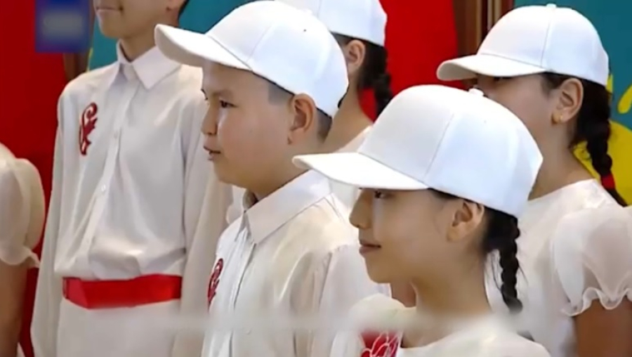 Встреча с Си Цзиньпином стала судьбоносной для казахстанского школьника