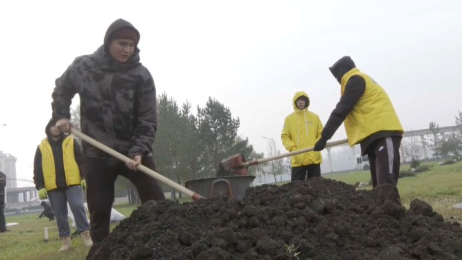 Өскеменде қоршаған ортаның көркін кіргізген шара өтті