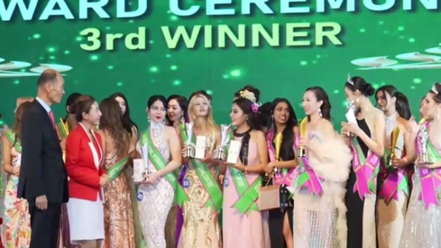 Казахстанка заняла третье место на Всемирном конкурсе моделей