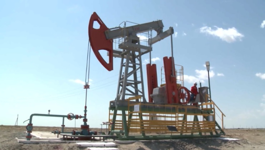 Как рост цен на нефть в мире отразится на экономике Казахстана