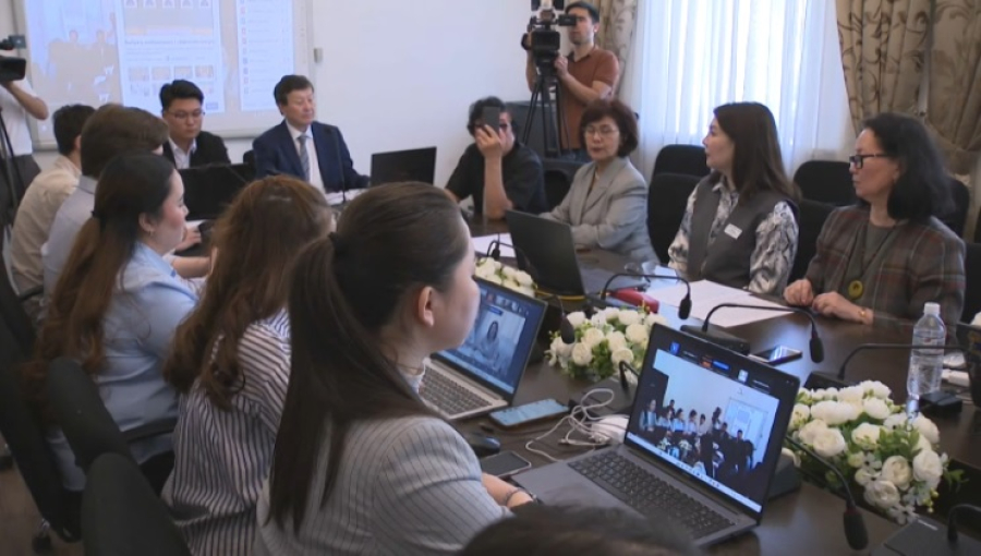 Казахстанские педагоги презентовали разработанные с помощью ИИ методики