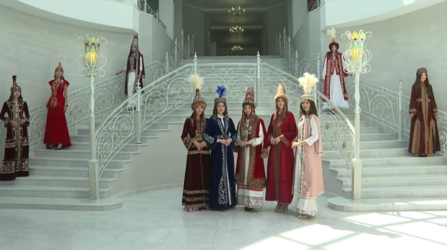Модный показ национальной одежды прошёл в Актобе