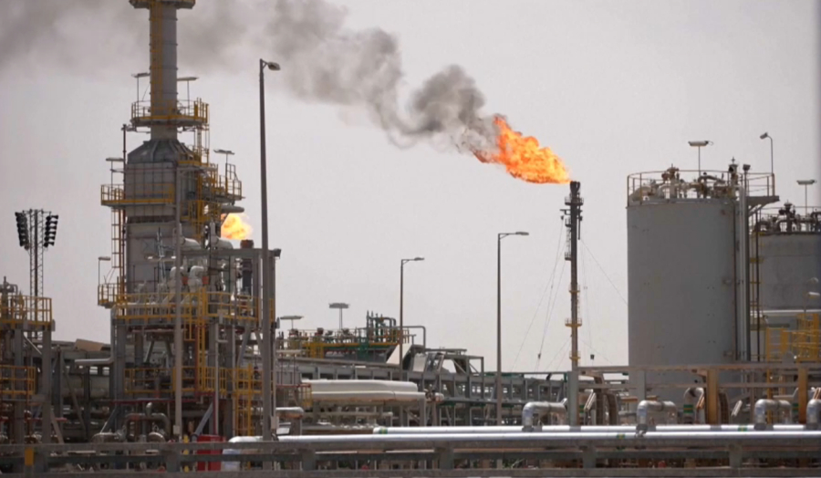 Цены на нефть падают на фоне переговоров по открытию Ормузского пролива