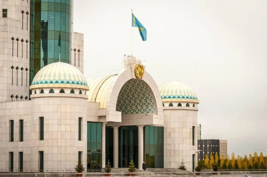 Қазақстанда жеке сот орындаушыларын міндетті аттестаттау енгізіледі