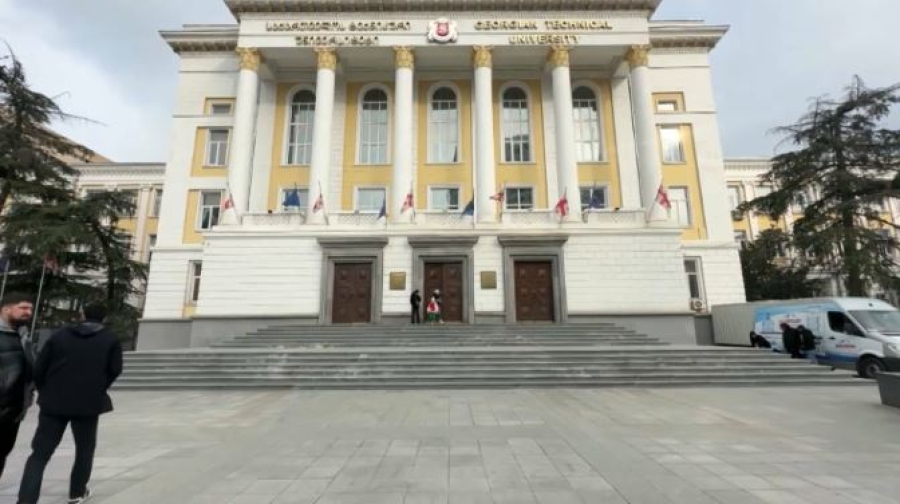 Госвузы Грузии прекращают приём иностранцев