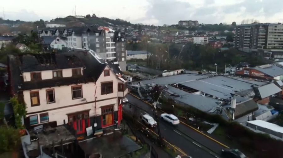 Чилиде торнадо салдарынан 250 ғимарат қирады