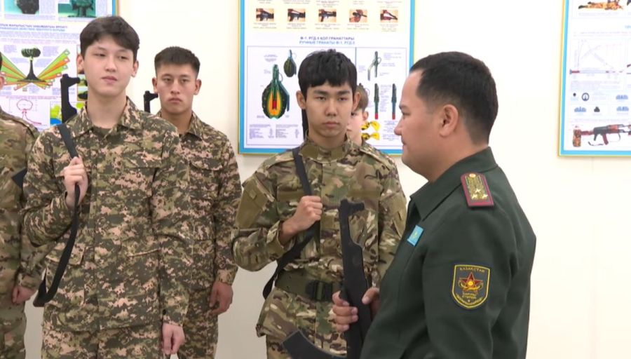 Жастар неге әскери борыштан жалтарады?