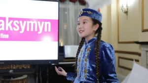 Урок казахского языка провели для иностранцев в Великобритании