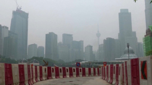 Столицу Малайзии окутал густой смог от лесных пожаров в Индонезии