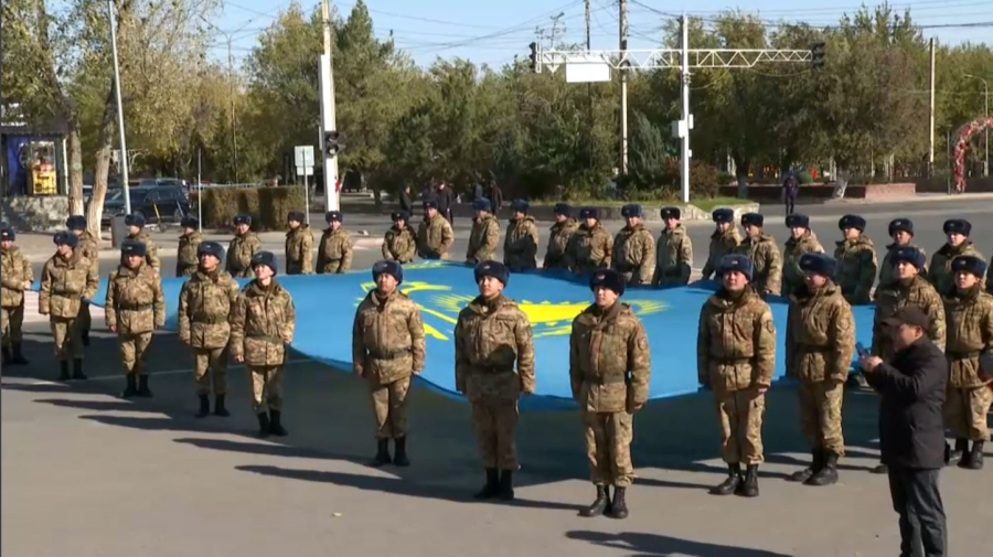 Алматы облысында Мемлекеттік ту көтеру рәсіміне екі мыңнан астам адам қатысты