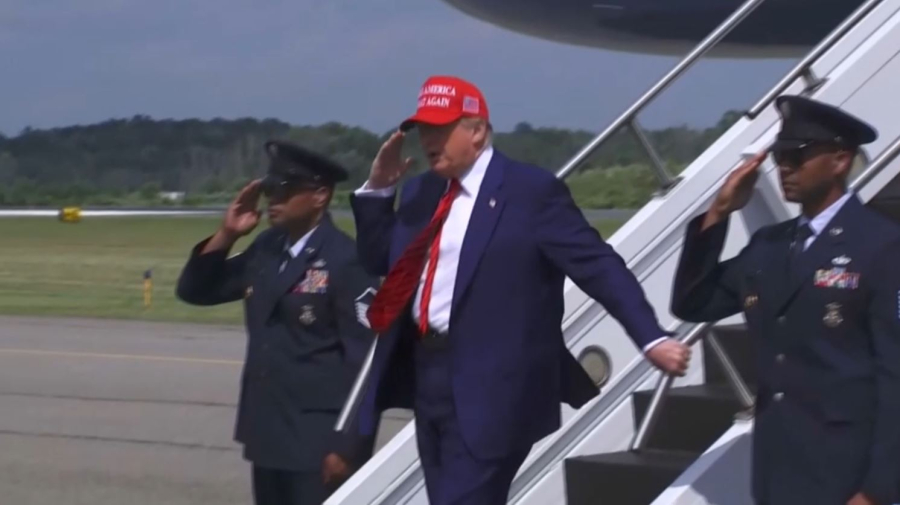 Трамп күзде Пәкістанға ресми сапармен барады