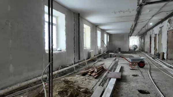 Впервые за 55 лет проводят капитальный ремонт больницы в Костанайской области