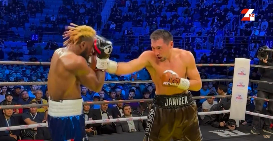Жәнібек Әлімханұлы кәсіпқой бокстан чемпиондық белдікті иеленді