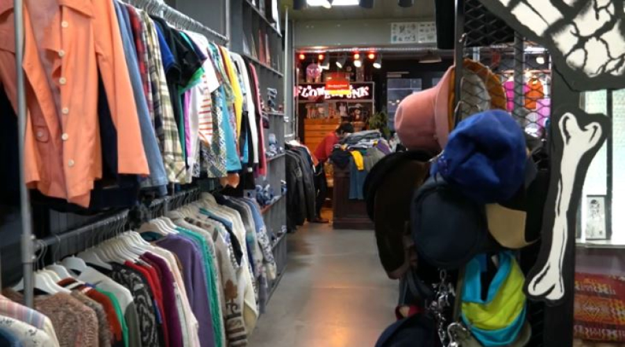 ЕС запрещает сжигание непроданной одежды