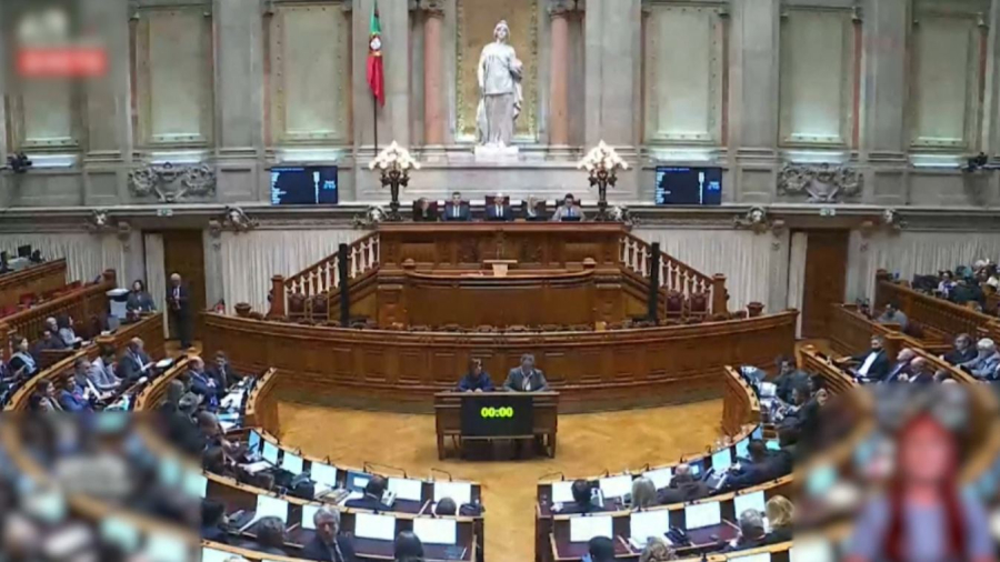 Португалия ограничит соцсети подросткам