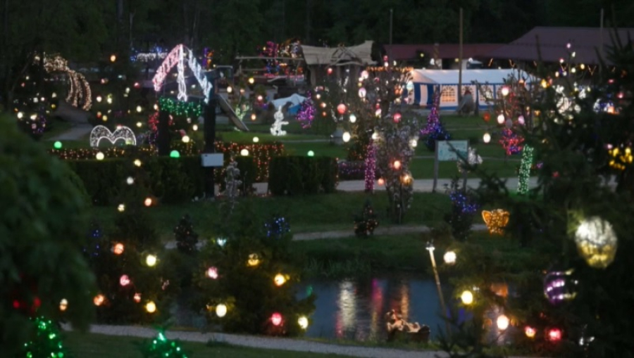 35 тысяч пасхальных фигур украсили дом в Хорватии