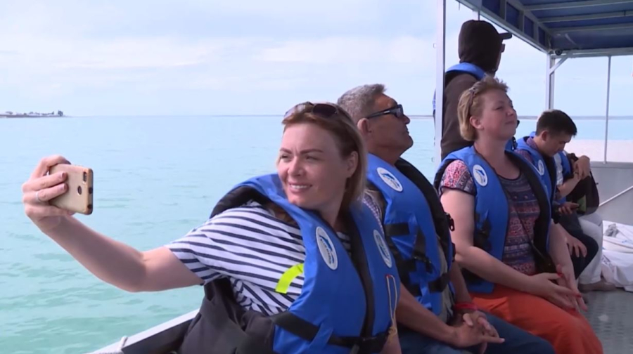 Из каких стран чаще всего приезжают туристы в Казахстан