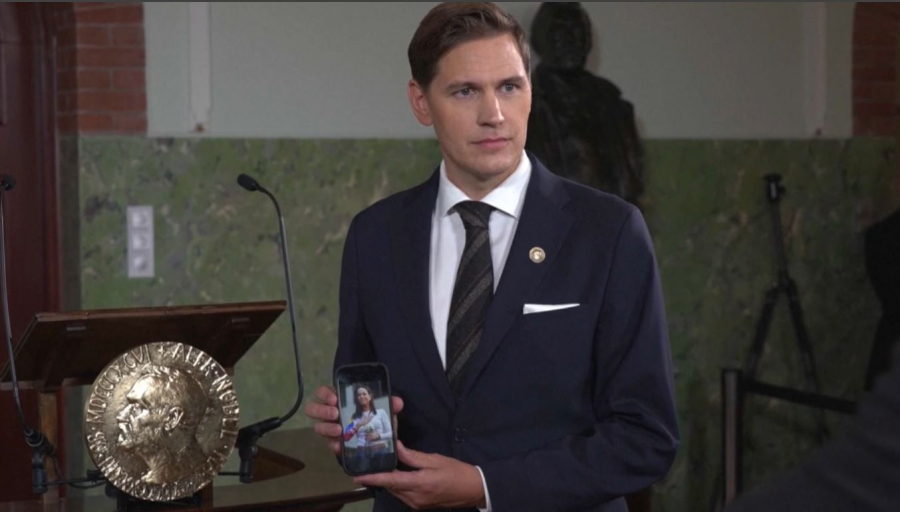 Венесуэла оппозициясының жетекшісі Мария Корина Нобель сыйлығын иеленді