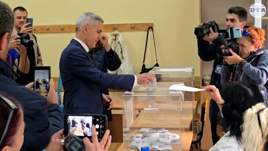 Болгария определит президента во втором туре