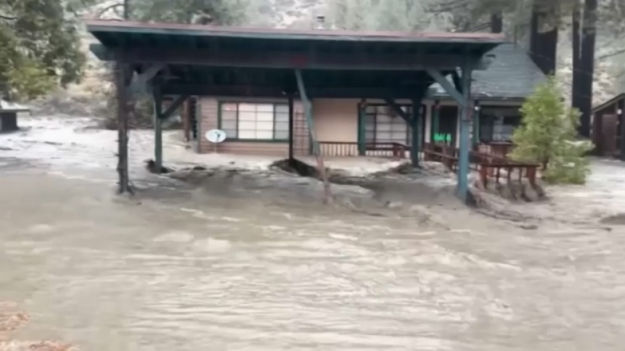 Три человека погибли в Калифорнии в результате наводнения