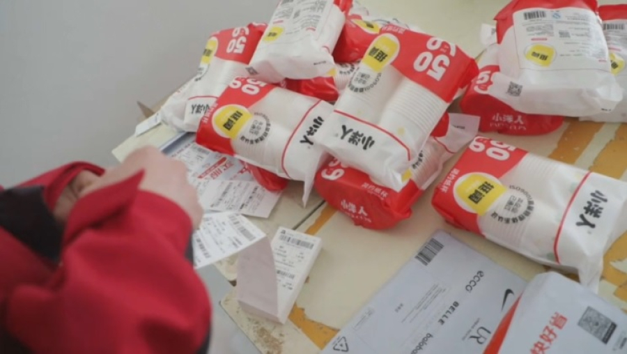 Товары на китайских маркетплейсах подорожали в США в 4 раза