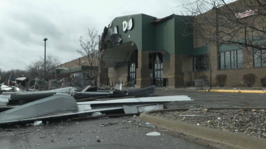 Число жертв торнадо в США достигло восьми человек