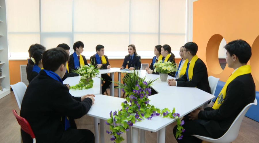 Елорда мектептерінде «Болашақ прокурорлар клубы» ашылды