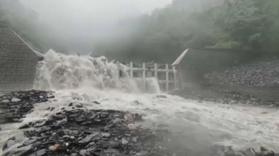 Наводнение на Тайване: есть жертвы