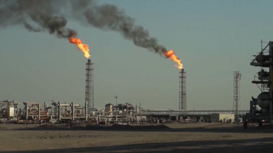 Цены на нефть взлетели после атаки Израиля на Иран