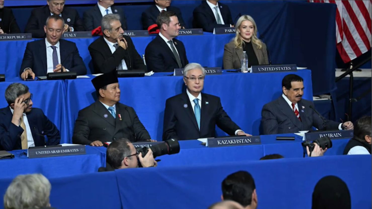 Президент Бейбітшілік кеңесінің алғашқы отырысына қатысты