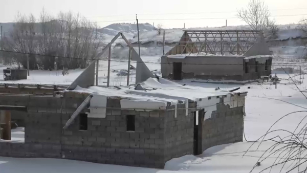 Оралда былтырғы су тасқынынан кейін жаңа баспана ала алмай жүргендер бар