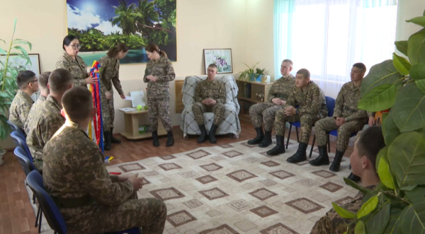 Жауынгерлерге арналған психологтың мобильді сөмкесі