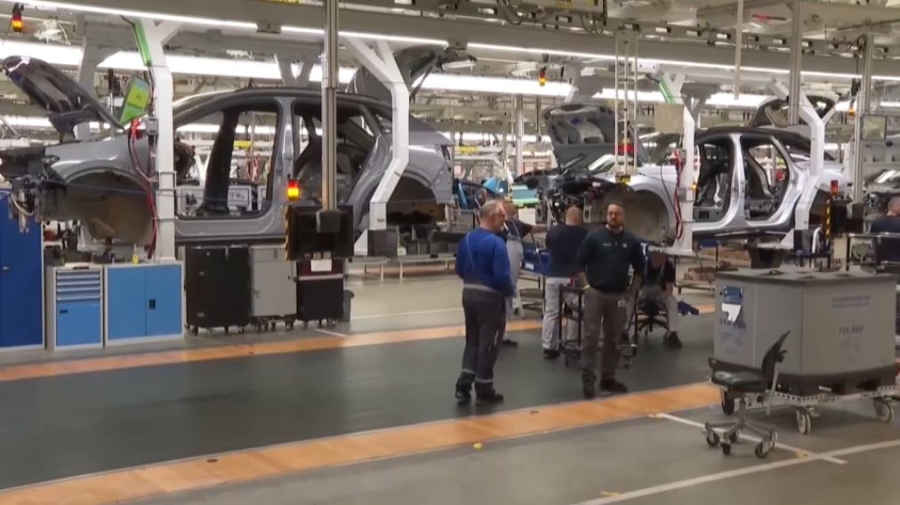 WSJ: АҚШ көлік зауыттарында қару шығармақ