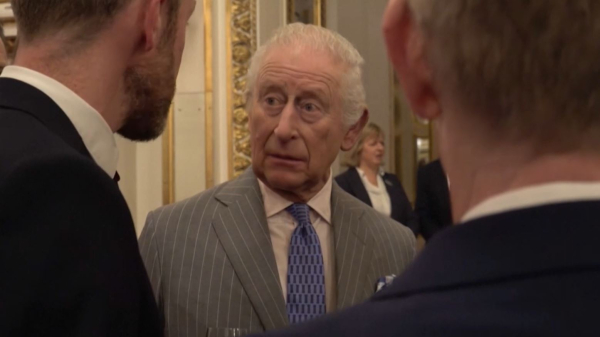 Король Великобритании госпитализирован из-за побочных эффектов лечения рака