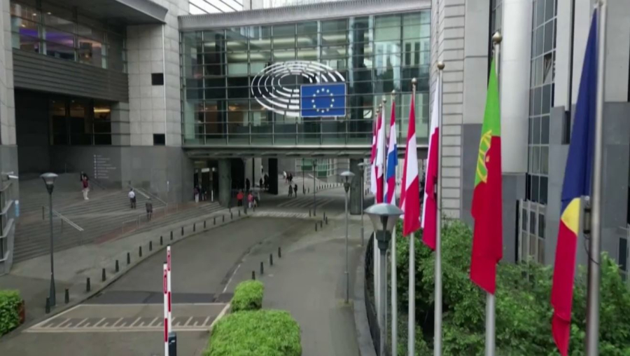 Уровень безработицы в еврозоне снизился до 5,9%