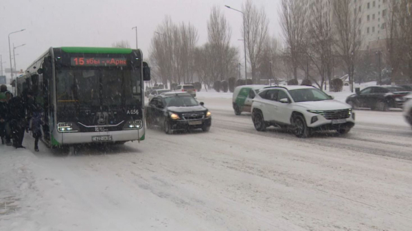 Астанада соңғы он күн ішінде бір айлық мөлшердегі қар жауды
