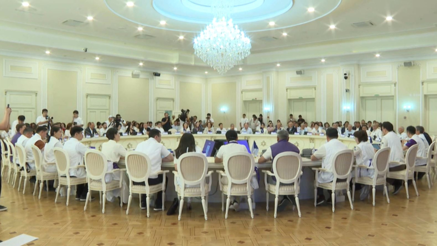 Құрылтай сайлауына түсетін партиялар өңірлерді аралауын жалғастырды